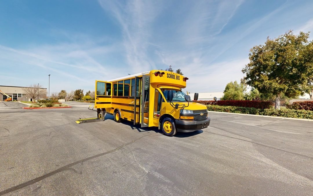 Magellan DE 516 School Bus