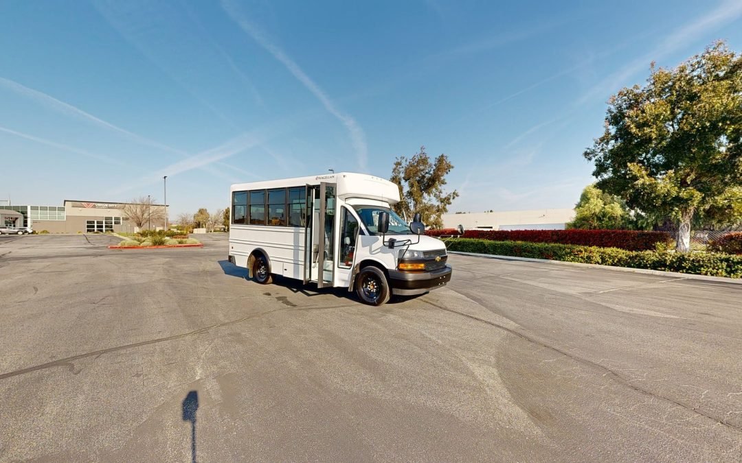 Magellan SH 400 Activity Bus