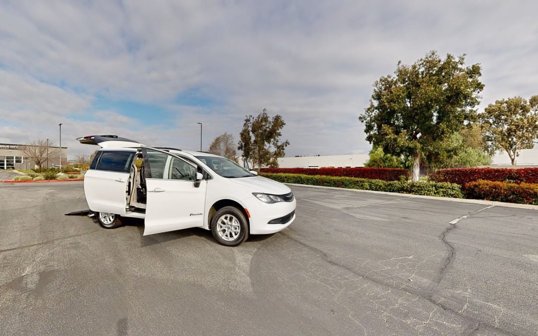 BraunAbility Voyager Rear Entry